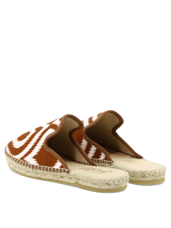 Isla Loafers & Slippers Marrone