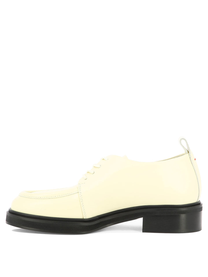 Mara Lace-Up Shoes Beige