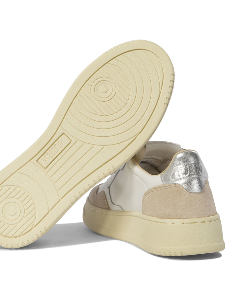 Medalist Sneakers & Slip-On Bianco