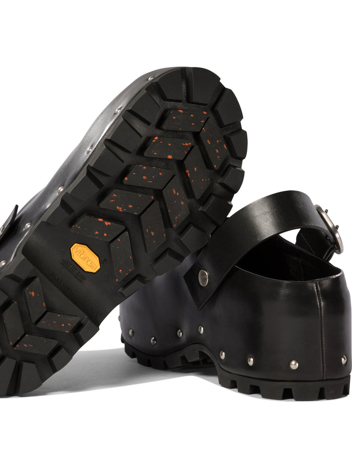 Leather Clogs With Studs Loafers & Slippers Nero