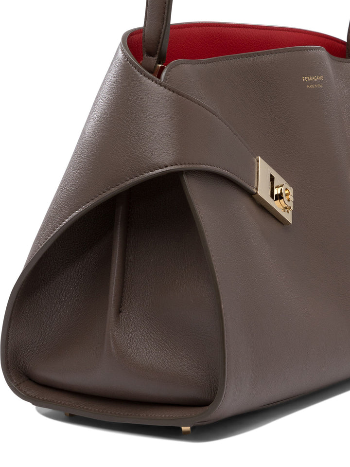 Handbags Marrone