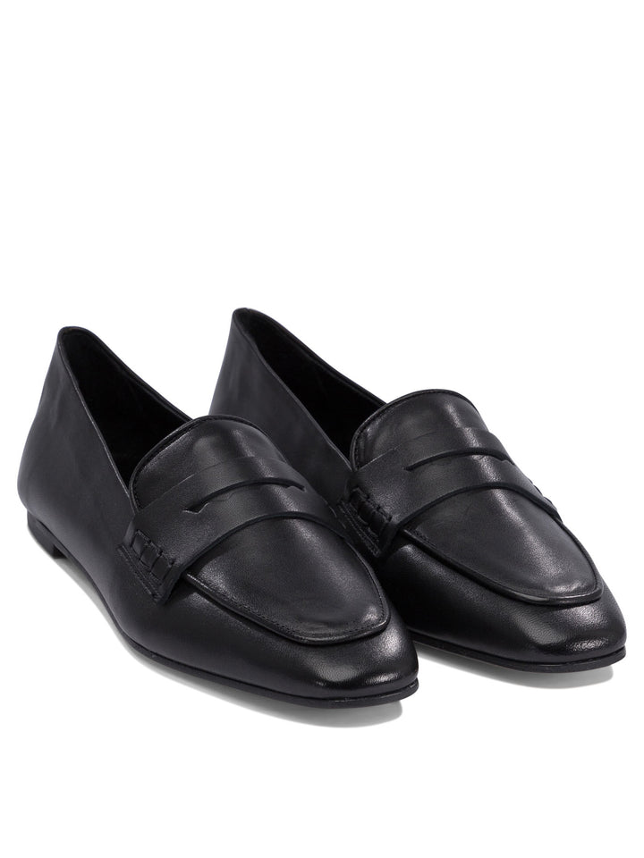 Loafers & Slippers Nero