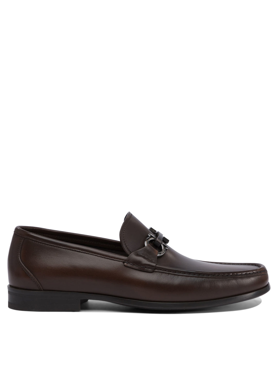 Loafers & Slippers Marrone