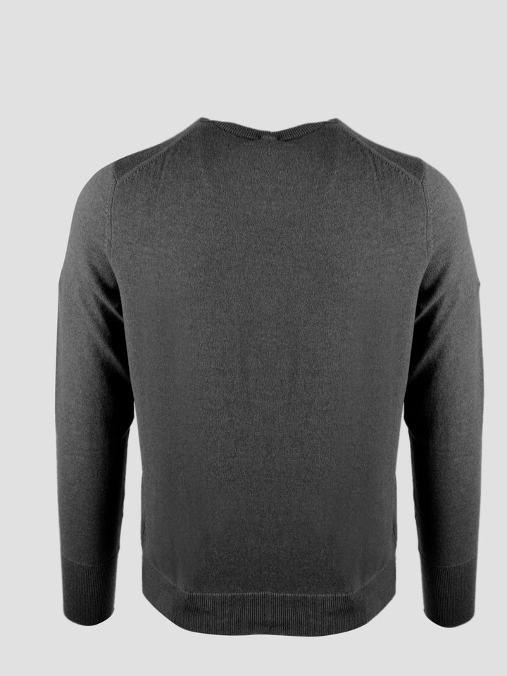 Roundneck sweater