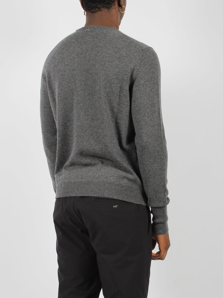 Roundneck sweater