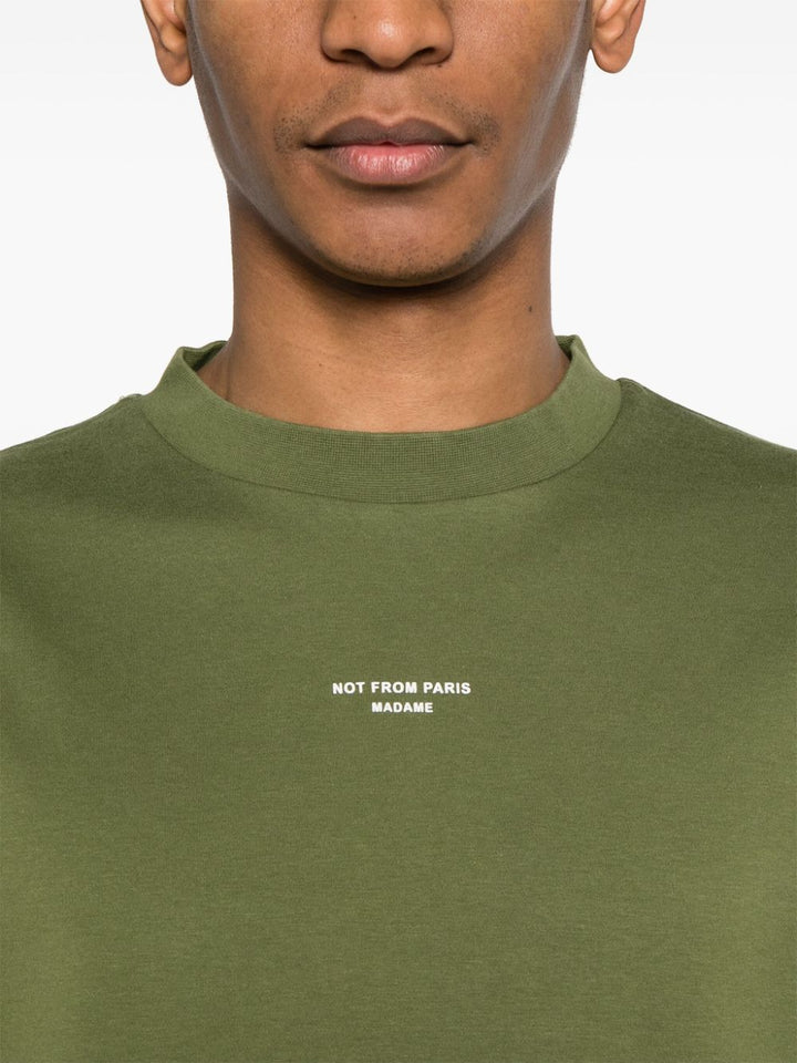 Le t-shirt slogan