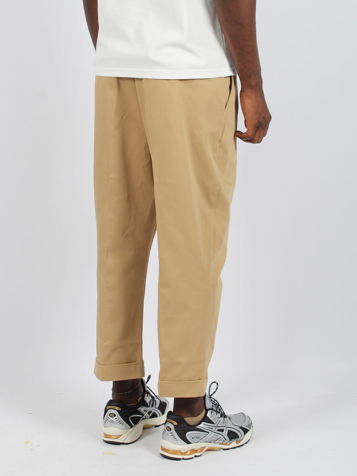 Carrot oversized trousers