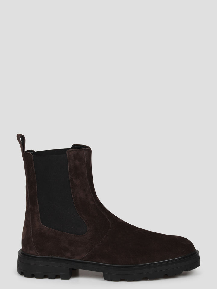 H673 chelsea ankle boots