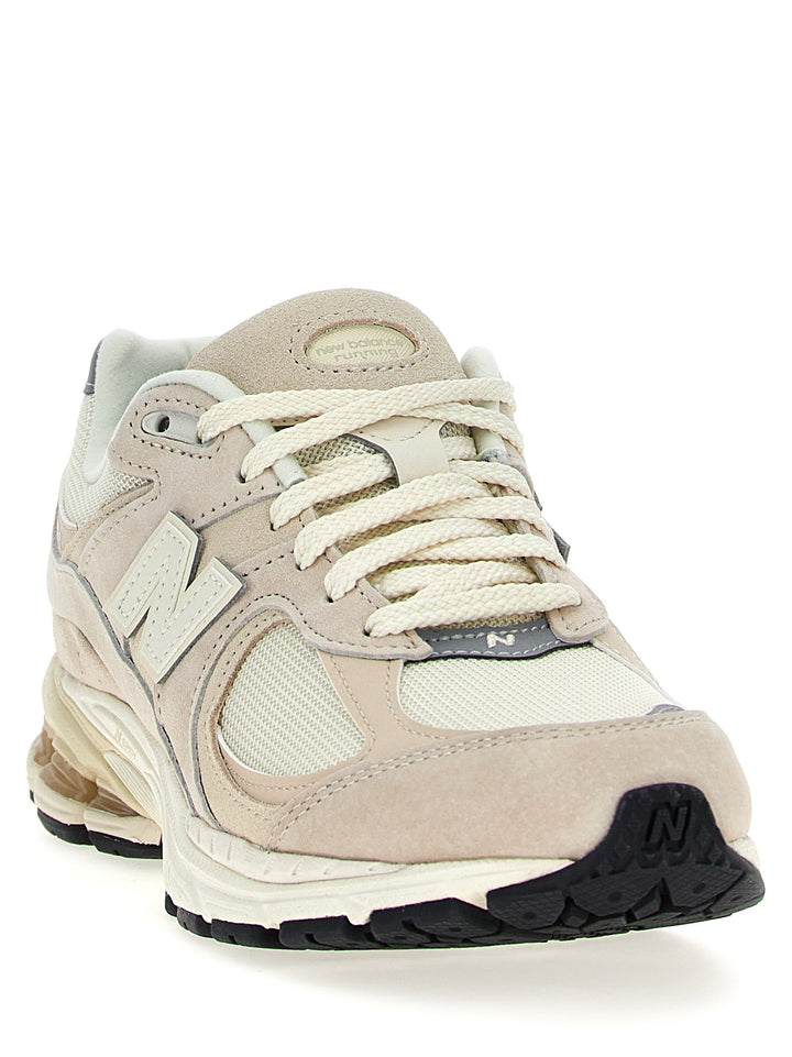 2002r Sneakers Beige