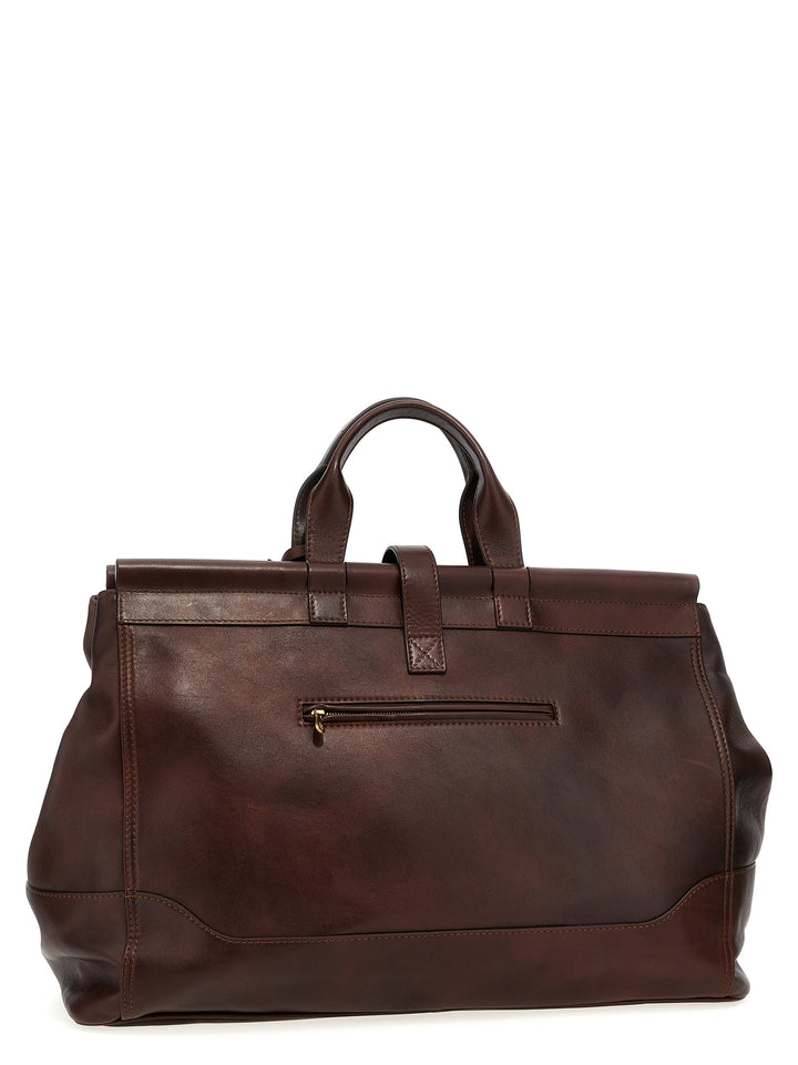 Leather Travel Bag Lifestyle Bordeaux