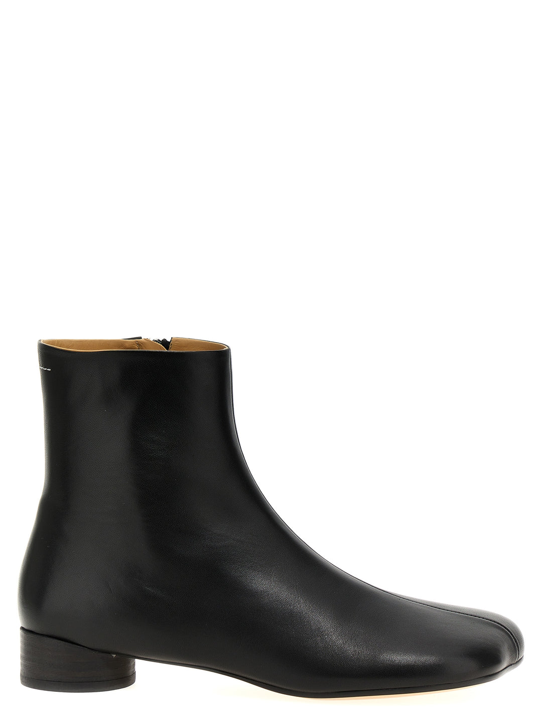 Ankle Boots With Shaped Toe Stivali E Stivaletti Nero