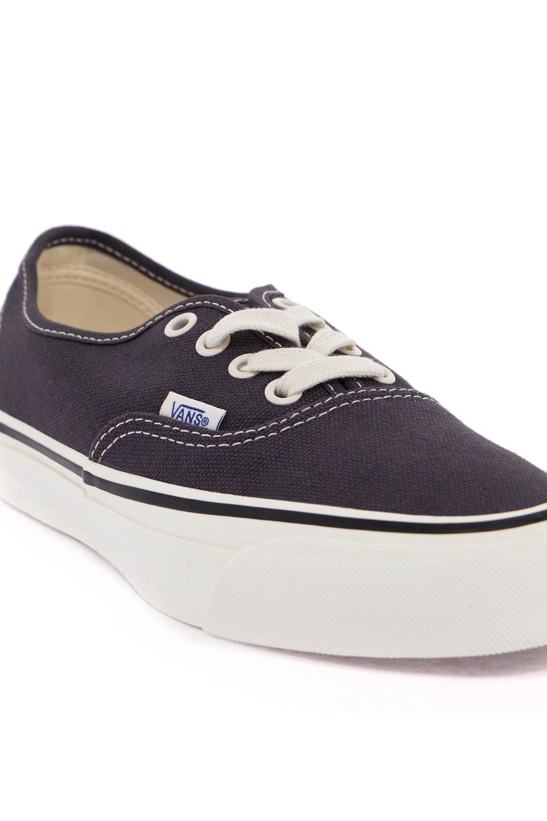 Sneakers Authentic Reissue 44