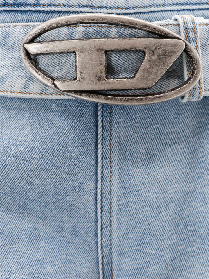 Jeans in cotone con logo Oval-D in metallo